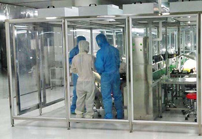 使用潔凈棚時(shí)，應(yīng)確保凈化空氣系統(tǒng)正常運(yùn)行，避免空氣污染。